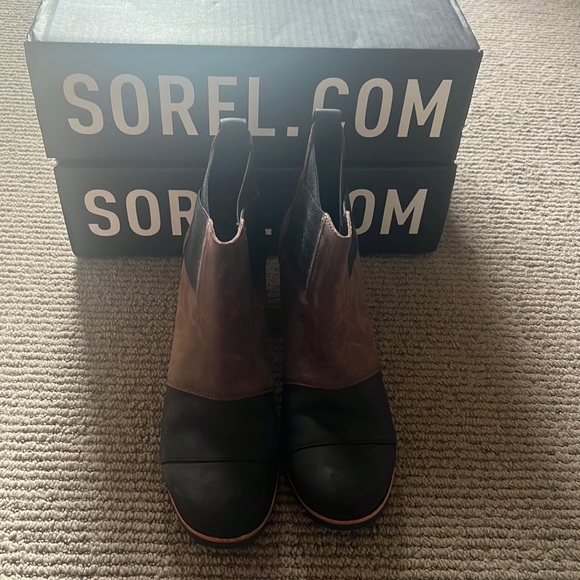 Sorel Shoes Sorel Black And Brown Boot Barely Worn Size 85 Cute